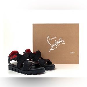 CHRISTIAN LOUBOUTIN Calfskin Velcrissimo Flat Sandals size 35.5 in Black.